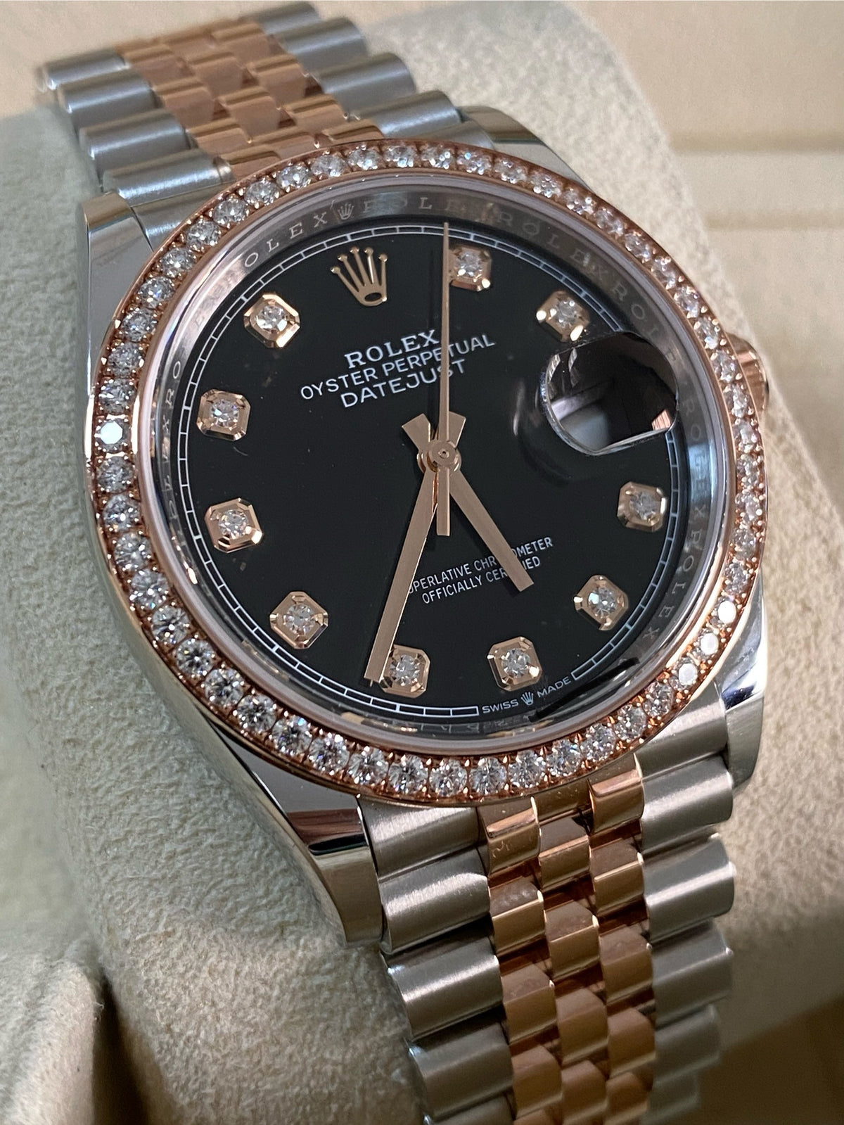 Rolex Steel and Everose Rolesor Datejust 36 - 2024 - Diamond Bezel - Black Diamond Dial - Jubilee Bracelet - 126281RBR *FULL SET*