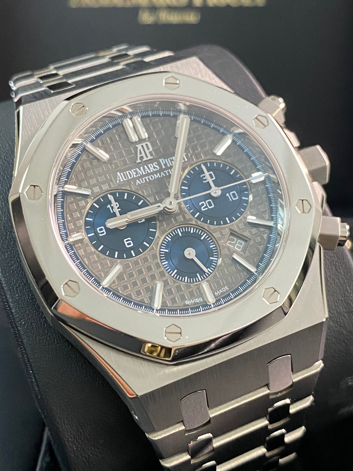 Audemars Piguet Royal Oak Chronograph - 41mm - Titanium Platinum Grey Dial - 26331IP *LIMITED TO 500PCS*