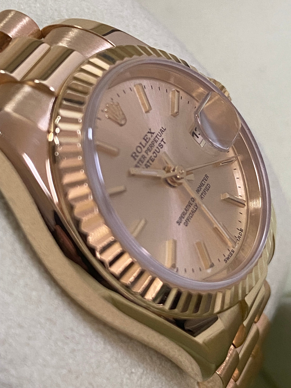 Rolex Yellow Gold Lady-Datejust - Y Serial - Fluted Bezel - Champagne Index Dial - President Bracelet - 179178