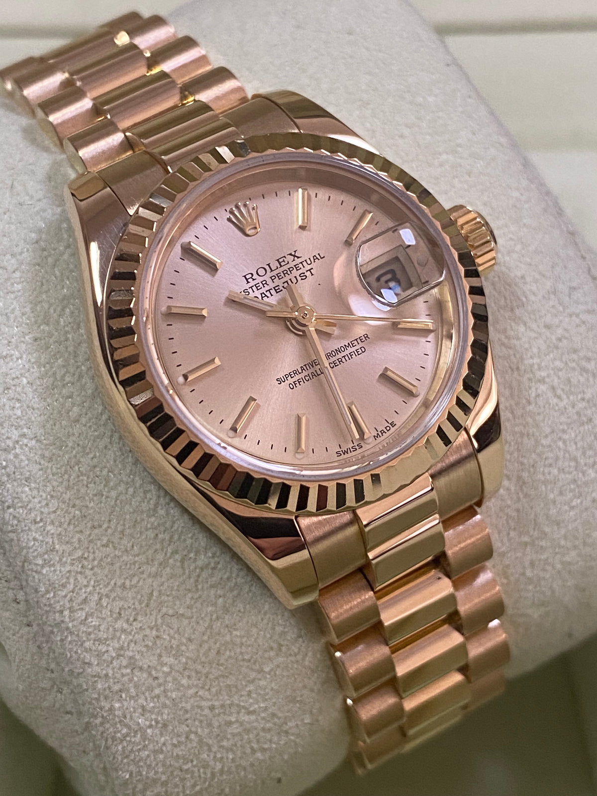 Rolex Yellow Gold Lady-Datejust - Y Serial - Fluted Bezel - Champagne Index Dial - President Bracelet - 179178