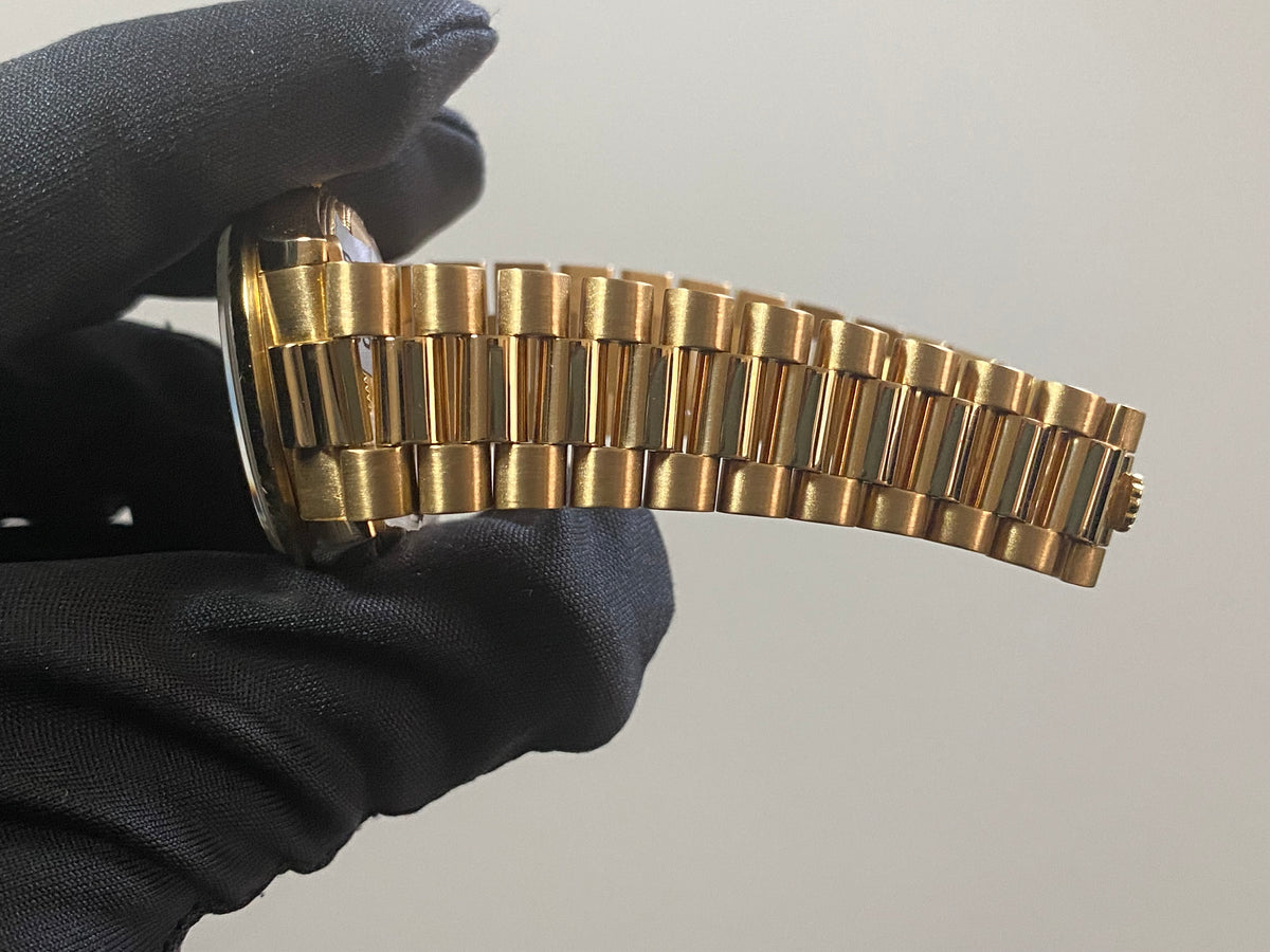 Rolex Yellow Gold Datejust 31 - N Serial - Fluted Bezel - Factory Diamond Dial - President Bracelet - 68278