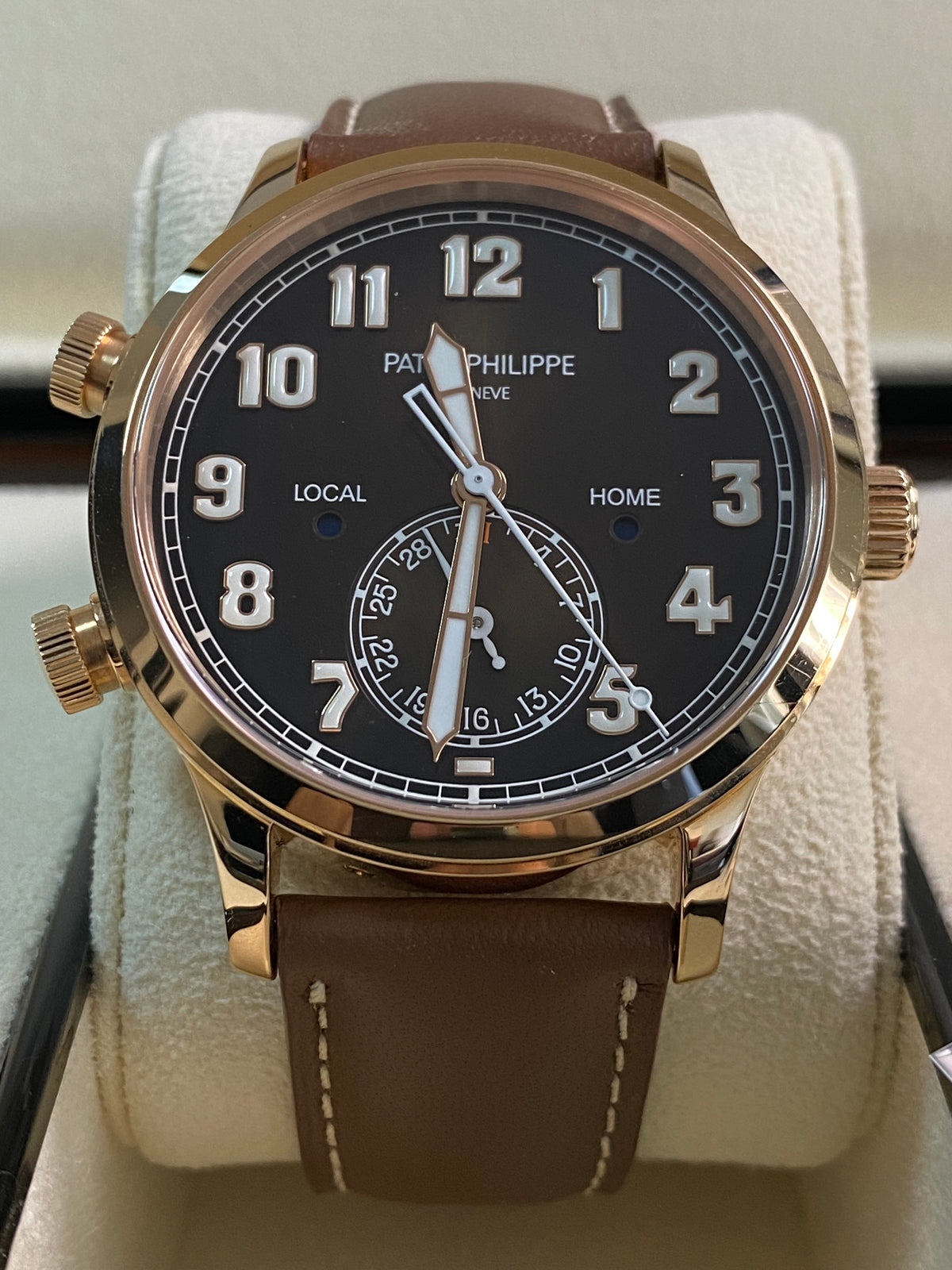 Patek Philippe Complications Calatrava Pilot Travel Time - 42 mm - 2023 - Rose Gold - Chocolate Dial - 5524R-001 *FULL SET*