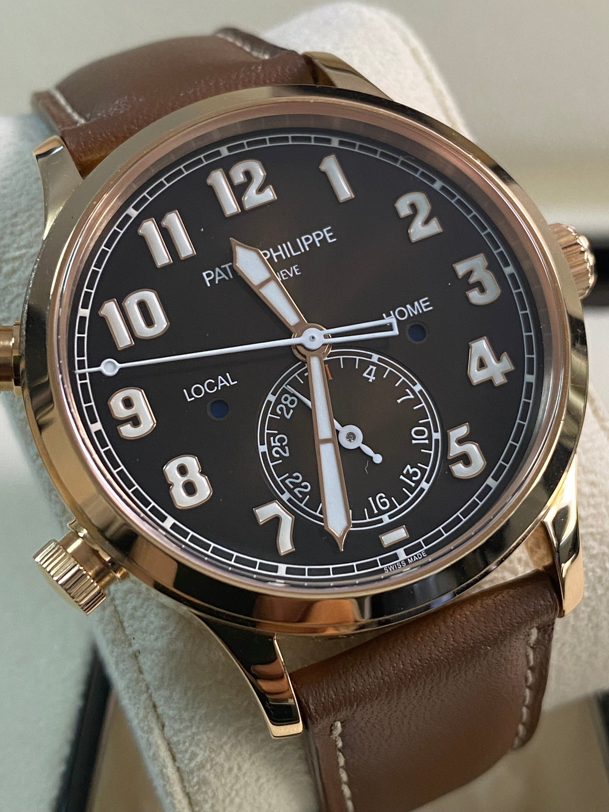 Patek Philippe Complications Calatrava Pilot Travel Time - 42 mm - 2023 - Rose Gold - Chocolate Dial - 5524R-001 *FULL SET*