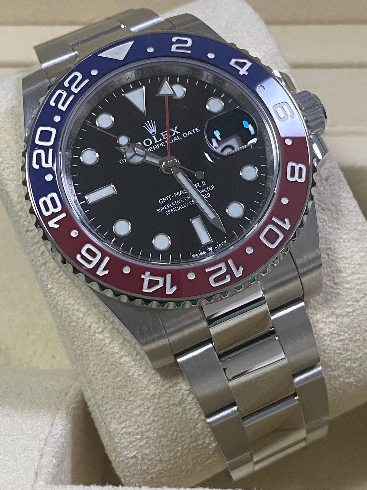 Rolex Oystersteel GMT-Master II - 2021 -"Pepsi" - Black Dial - Oyster Bracelet - 126710BLRO