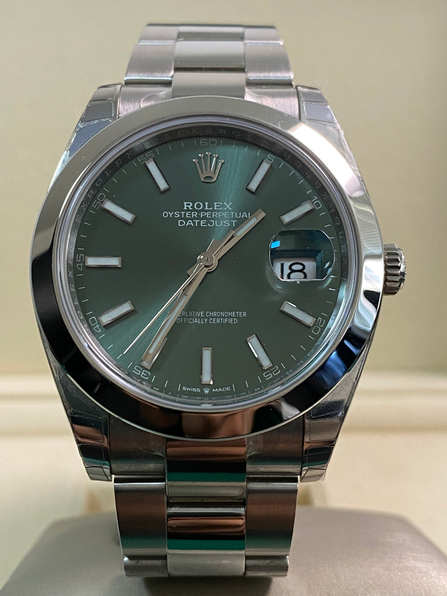 Rolex Steel Datejust 41 - 2023 - Smooth Bezel - Mint Green Dial - Oyster Bracelet - 126300 *FULL STICKERS*