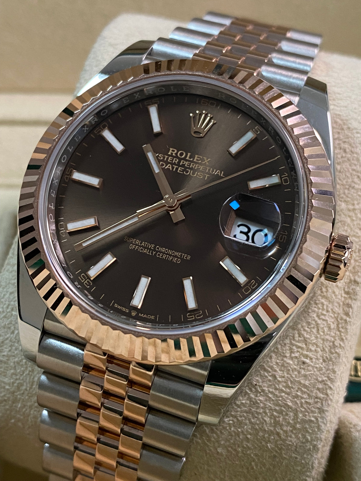 Rolex Steel and Everose Gold Datejust 41 - 2023 - Fluted Bezel - Chocolate Index Dial - Jubilee Bracelet - 126331 *FULL SET*