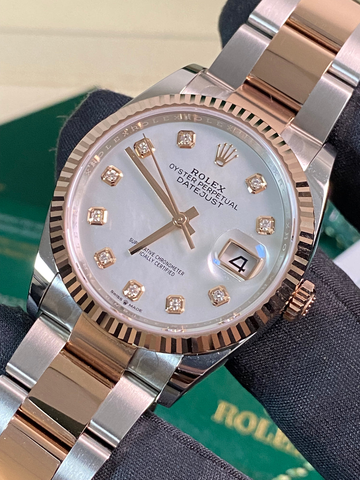 Rolex Steel and Everose Gold Datejust 36 - 2024 - Fluted Bezel - Mother-Of-Pearl Diamond Dial - Oyster Bracelet - 126231 *FULL SET*