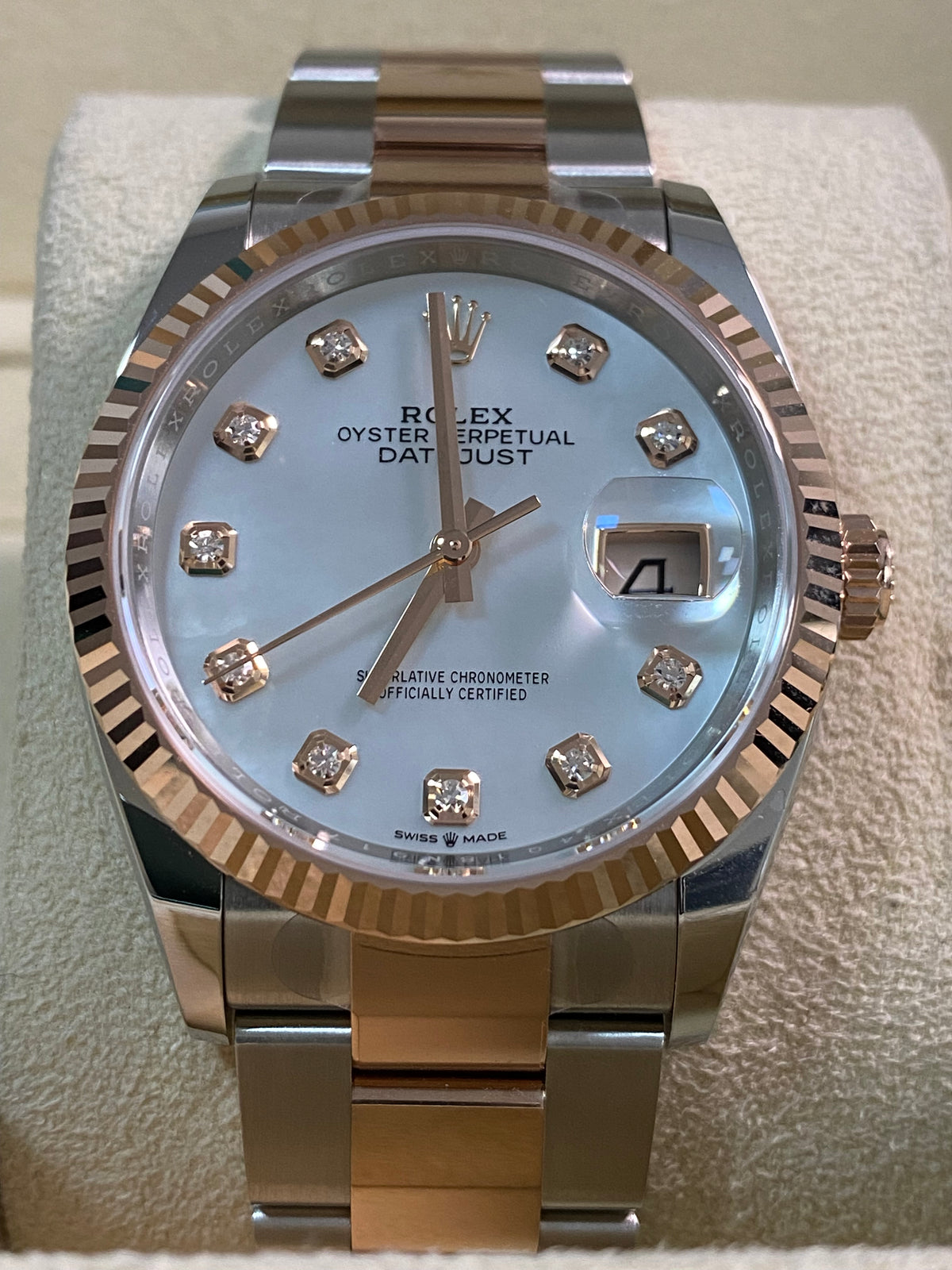 Rolex Steel and Everose Gold Datejust 36 - 2024 - Fluted Bezel - Mother-Of-Pearl Diamond Dial - Oyster Bracelet - 126231 *FULL SET*