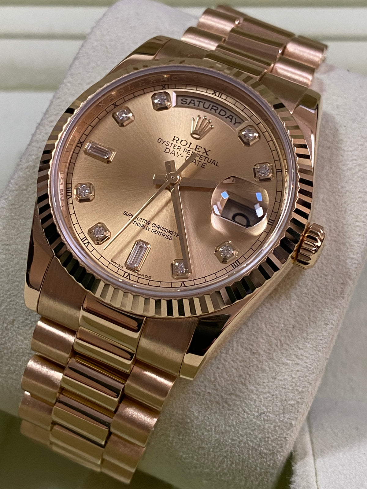 Rolex Yellow Gold Day-Date 36 - 2009 - Fluted Bezel - Factory Diamond Dial - President Bracelet - 118238