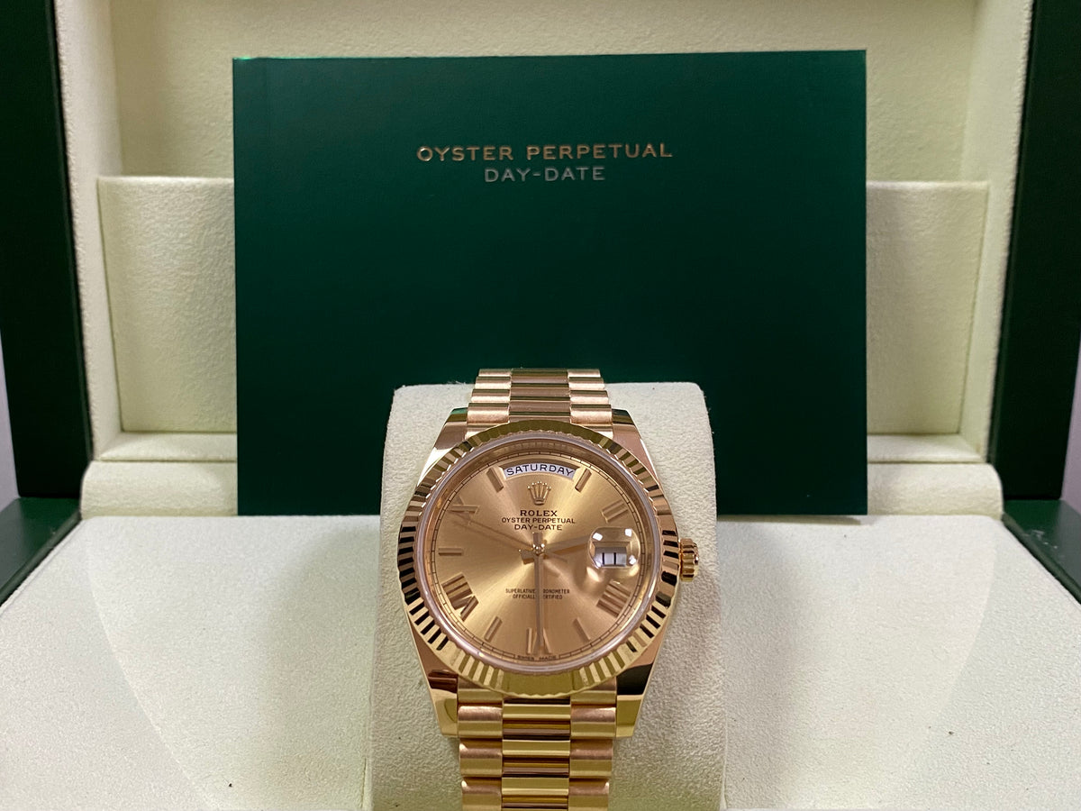 Rolex Yellow Gold Day-Date 40 - Fluted Bezel - Champagne Roman Dial - President Bracelet - 228238