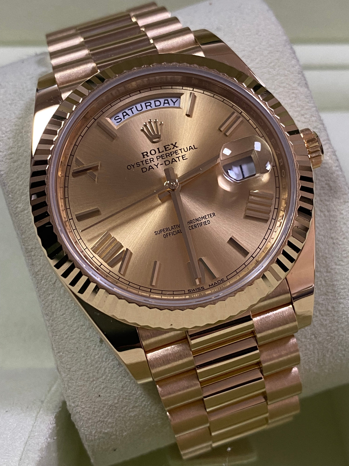 Rolex Yellow Gold Day-Date 40 - Fluted Bezel - Champagne Roman Dial - President Bracelet - 228238