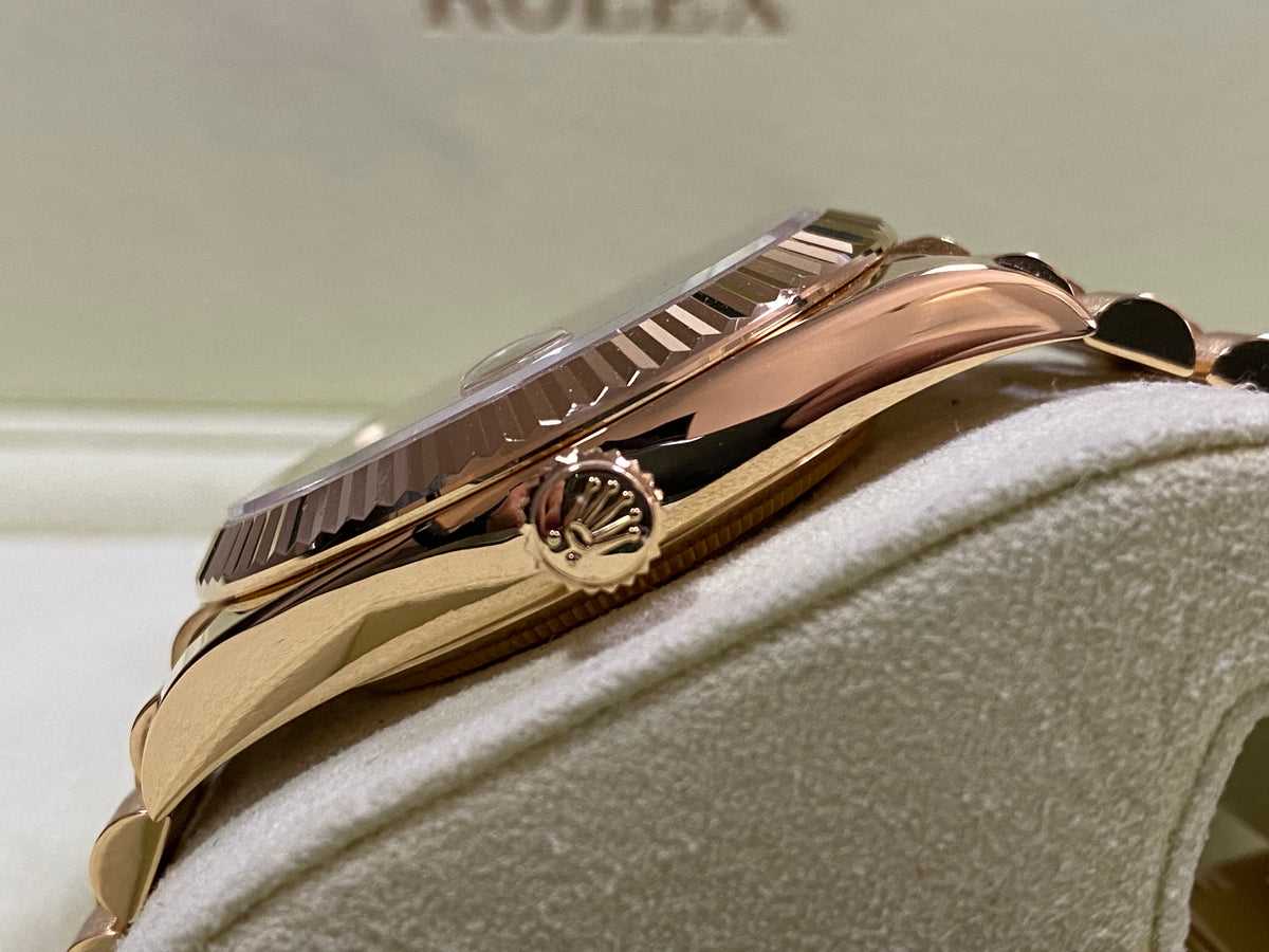 Rolex Yellow Gold Day-Date 40 - Fluted Bezel - Champagne Roman Dial - President Bracelet - 228238