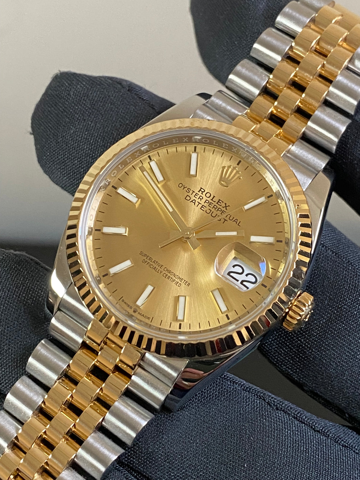 Rolex Steel and Yellow Gold Datejust 36 - 2018 - Fluted Bezel - Champagne Index Dial - Jubilee Bracelet - 126233