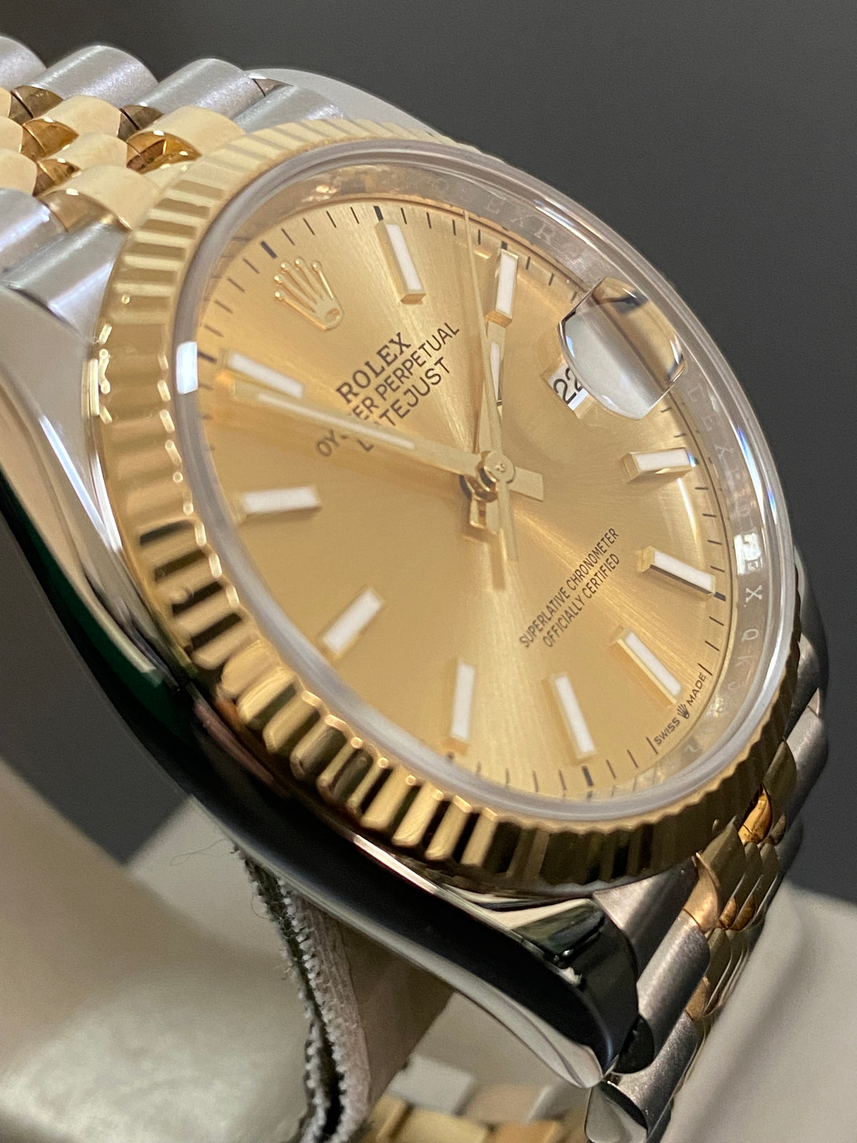 Rolex Steel and Yellow Gold Datejust 36 - 2018 - Fluted Bezel - Champagne Index Dial - Jubilee Bracelet - 126233