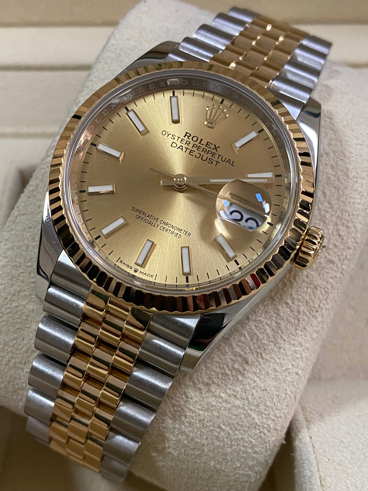 Rolex Steel and Yellow Gold Datejust 36 - 2018 - Fluted Bezel - Champagne Index Dial - Jubilee Bracelet - 126233