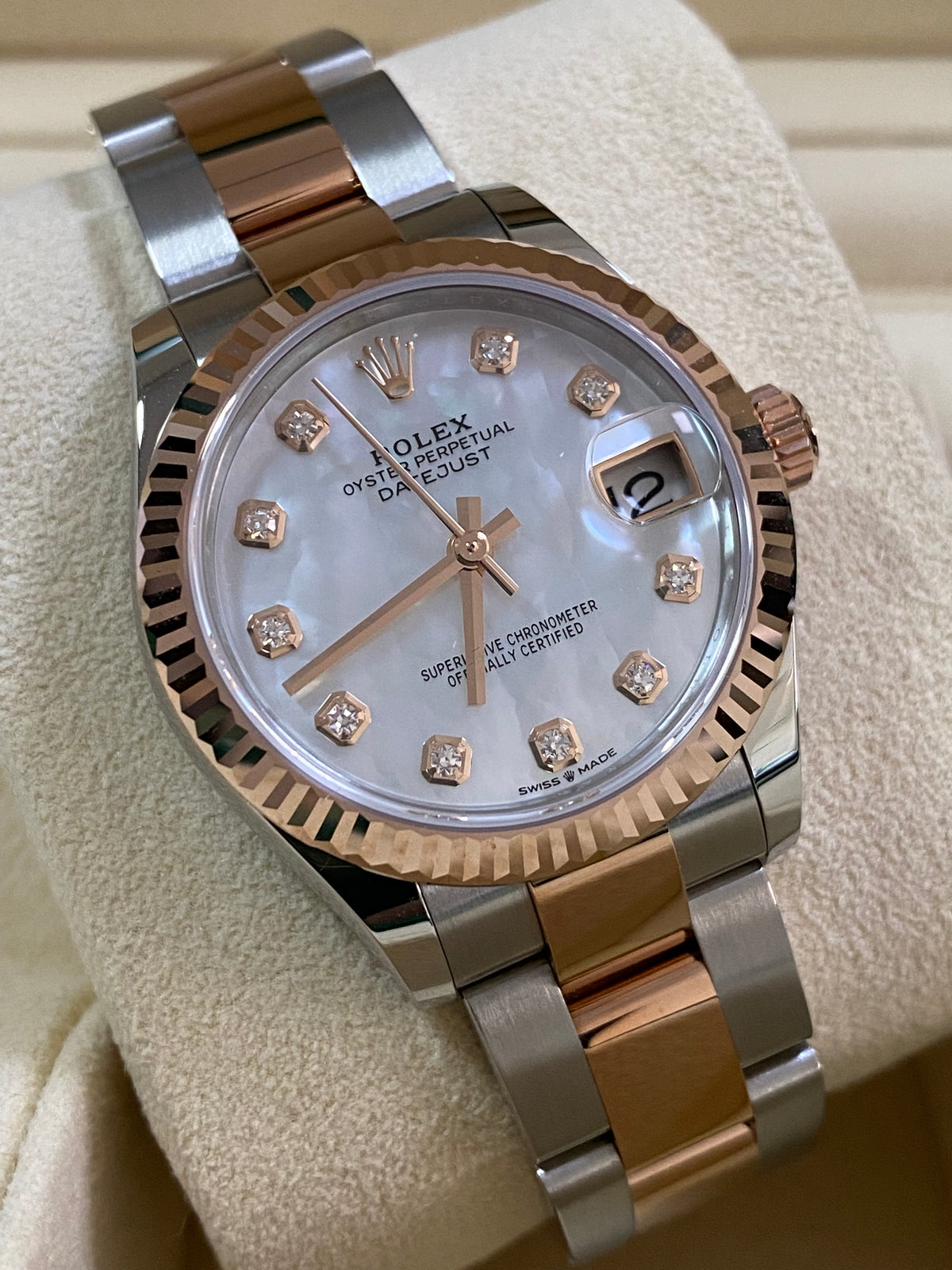 Rolex Steel and Everose Gold Datejust 31 - Fluted Bezel - Mother-Of-Pearl Diamond Dial - Oyster Bracelet - 278271 *FULL SET*