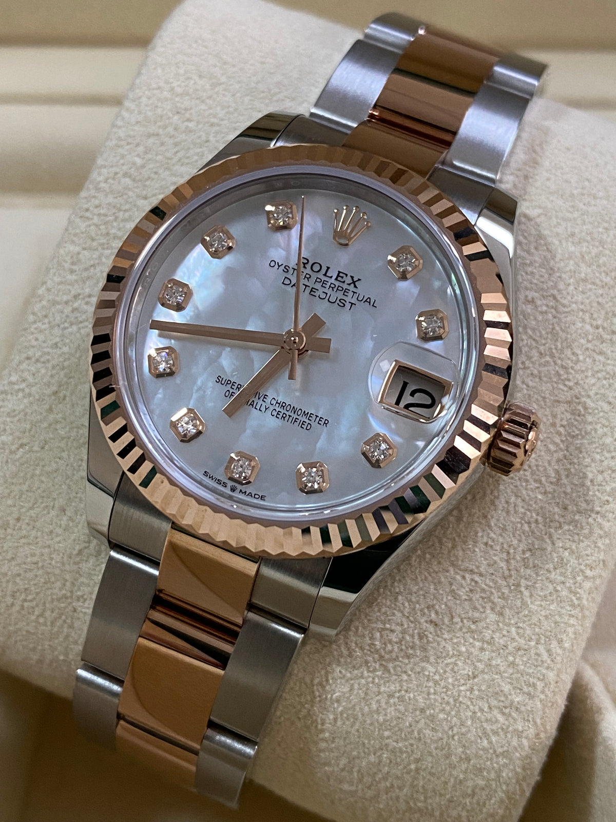 Rolex Steel and Everose Gold Datejust 31 - Fluted Bezel - Mother-Of-Pearl Diamond Dial - Oyster Bracelet - 278271 *FULL SET*