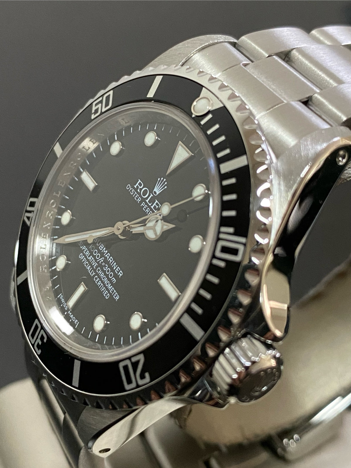 Rolex Steel No-Date Submariner - Z serial - Pre Ceramic Bezel - Black Dial - 14060M