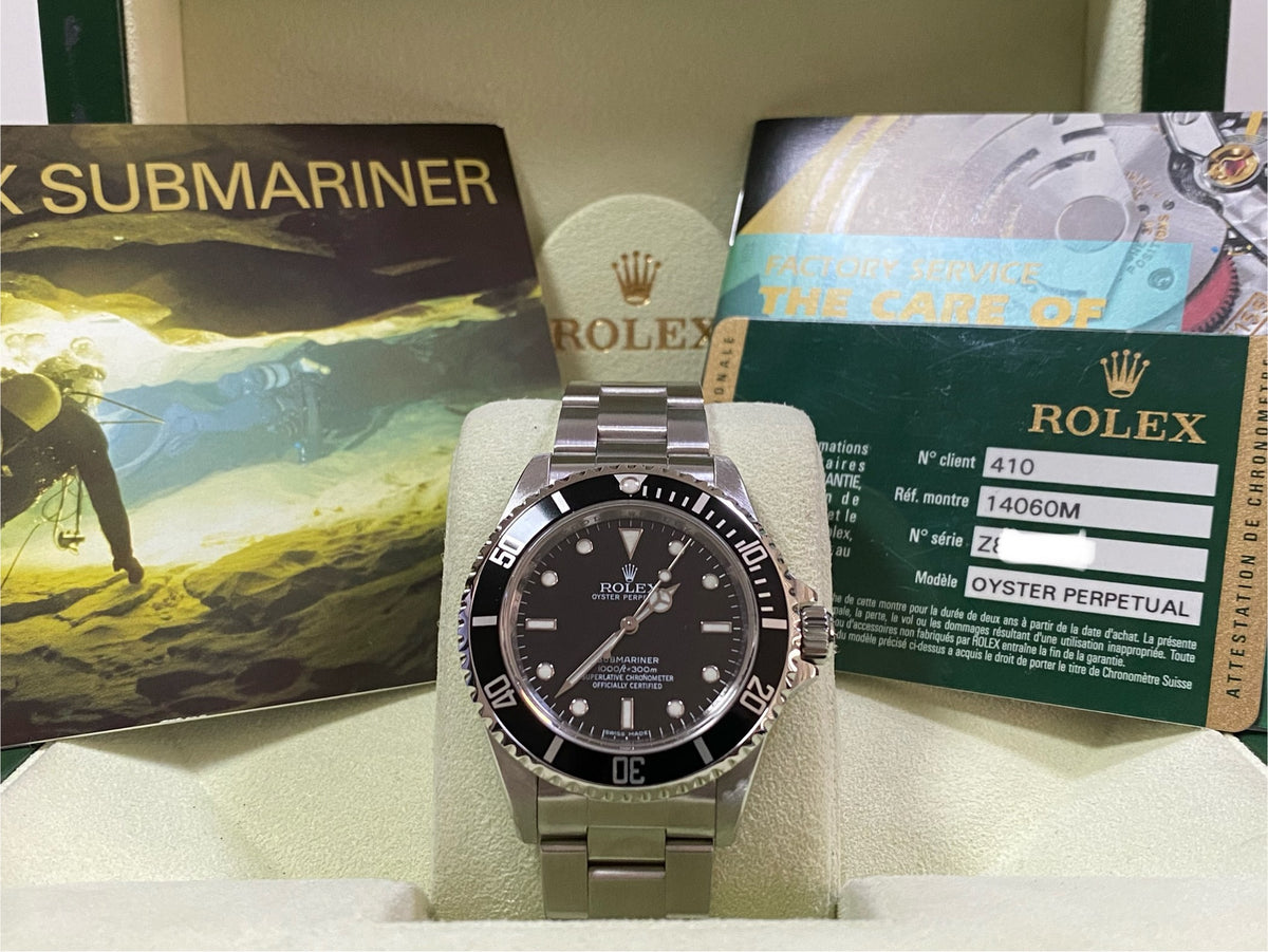 Rolex Steel No-Date Submariner - Z serial - Pre Ceramic Bezel - Black Dial - 14060M