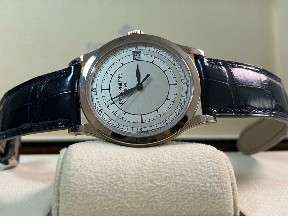 Patek Philippe Calatrava White Gold - 2016 - Silver Dial - Leather Strap - 5296G-001 *UNPOLISHED*