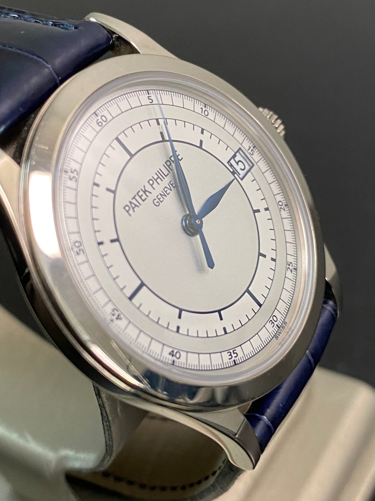 Patek Philippe Calatrava White Gold - 2016 - Silver Dial - Leather Strap - 5296G-001 *UNPOLISHED*