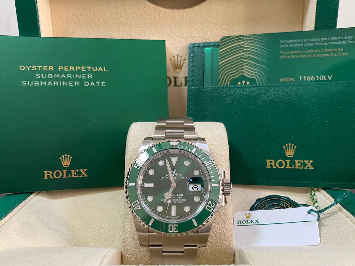 Rolex Steel Submariner Date - 2020 - "Hulk" - Green Dial - 116610LV New Style Card *FULL SET*