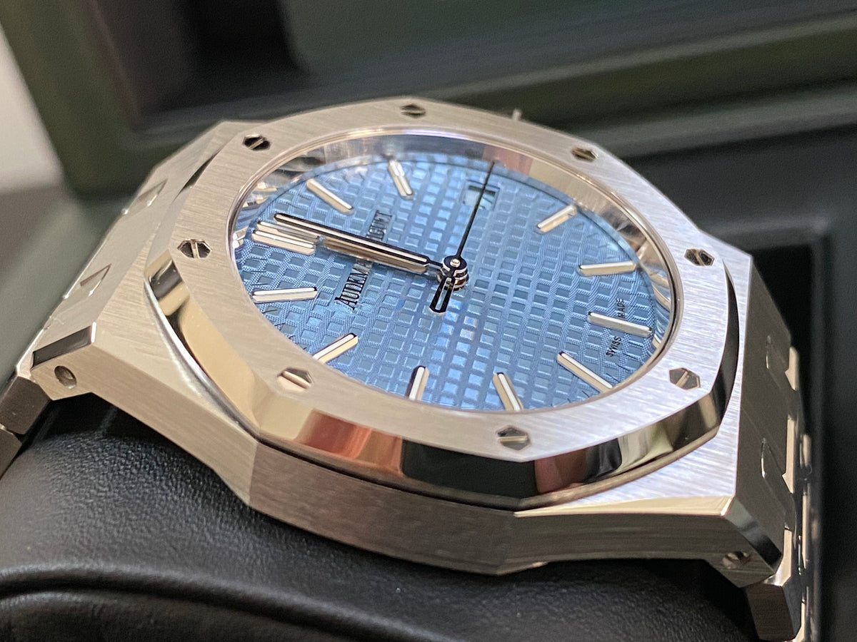 Audemars Piguet Royal Oak Selfwinding - 2024 - Stinless Steel - Ice Blue Dial - 15550ST