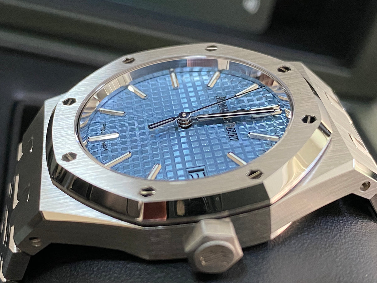 Audemars Piguet Royal Oak Selfwinding - 2024 - Stinless Steel - Ice Blue Dial - 15550ST