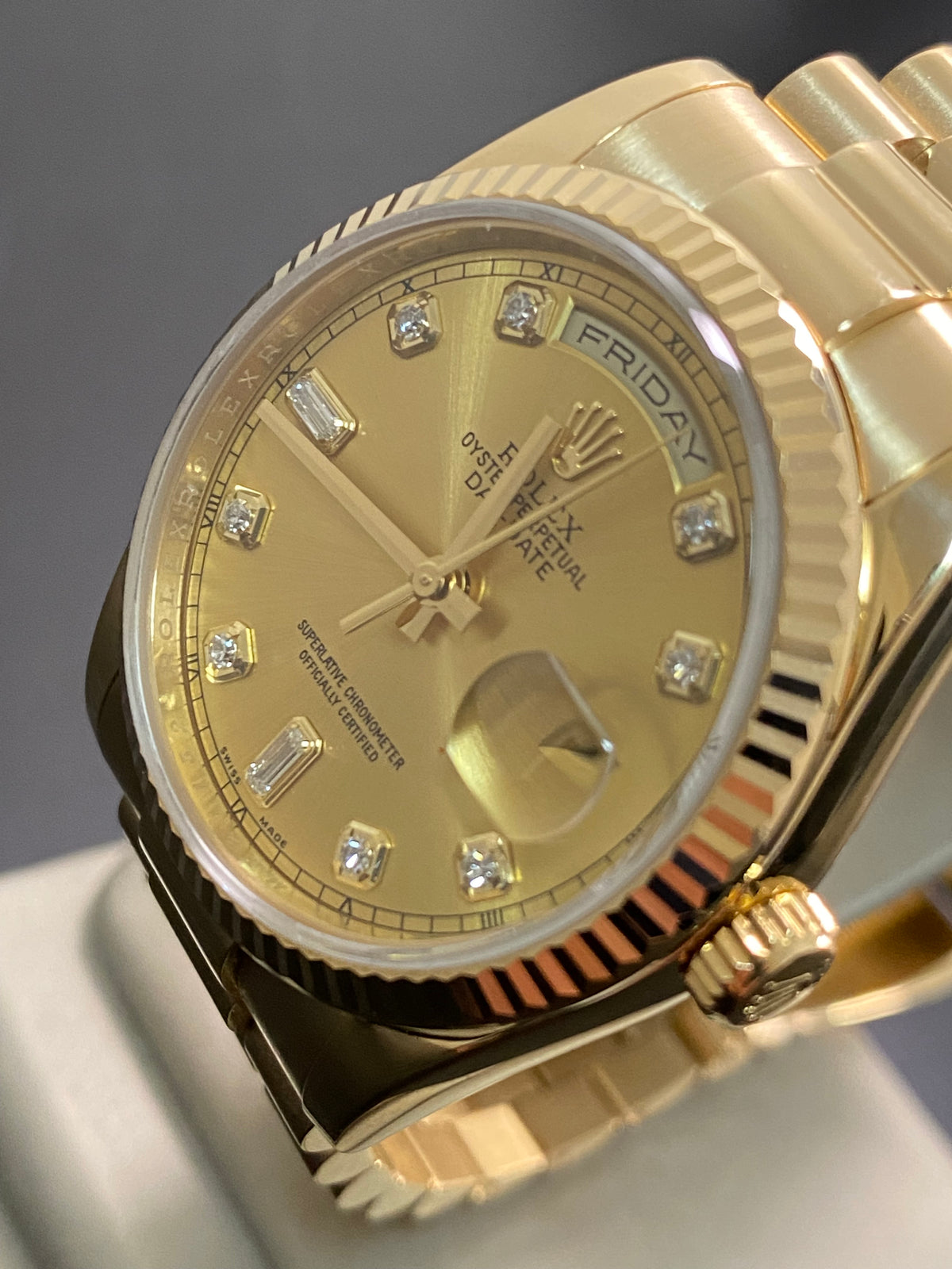 Rolex Yellow Gold Day-Date 36 - 2008 - Fluted Bezel - Champagne Diamond Dial - President Bracelet - 118238 *FULL SET*