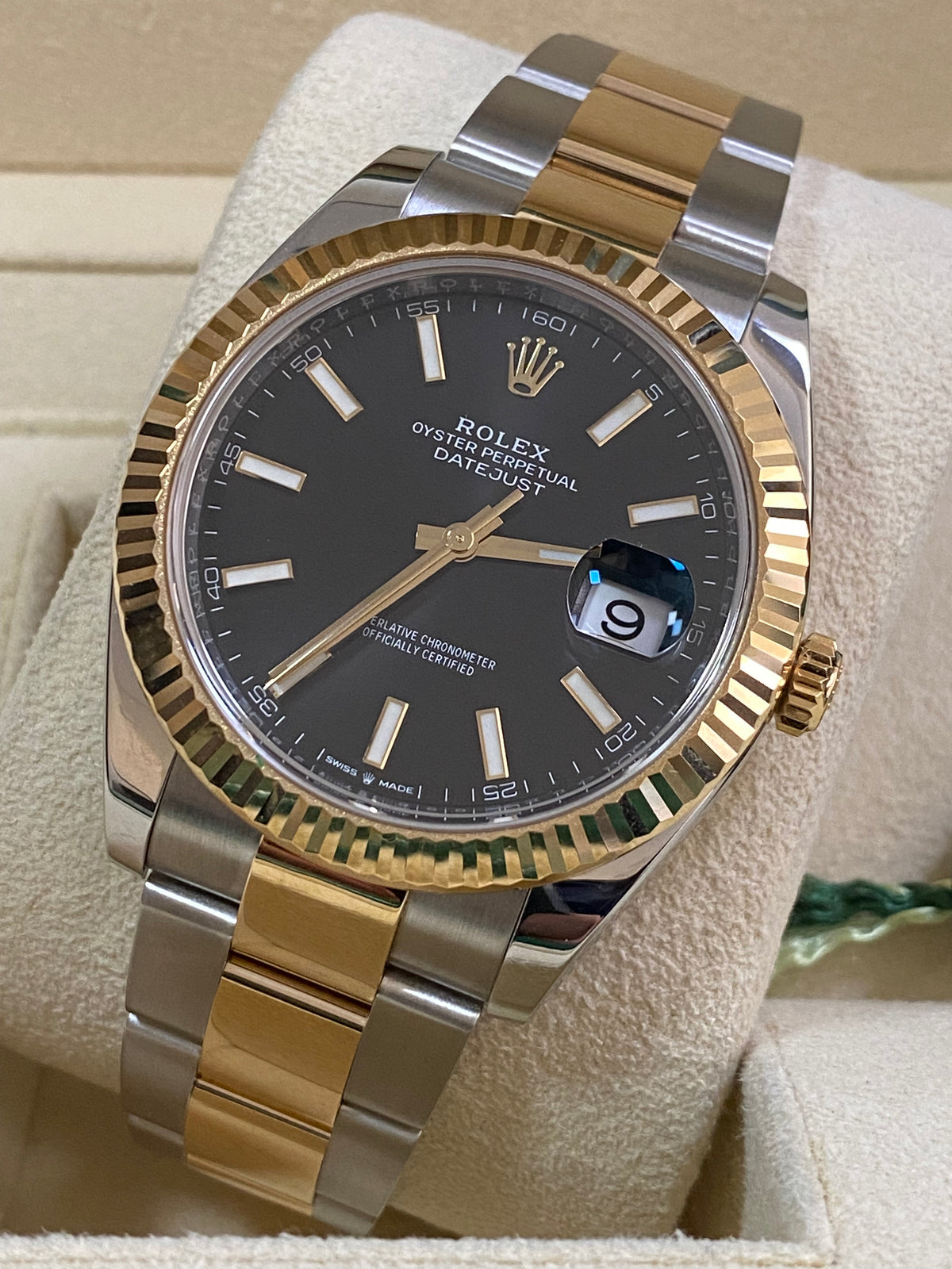 Rolex Steel and Yellow Gold Datejust 41 - 2021 - Fluted Bezel - Black Index Dial - Oyster Bracelet - 126333