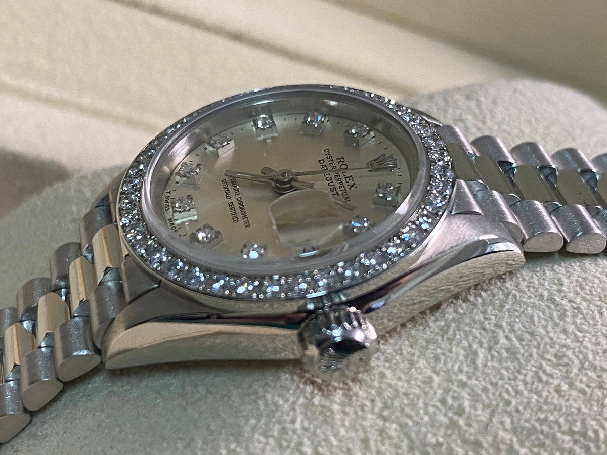 Rolex Platinum Lady-Datejust 26 - L serial - Diamond Bezel - Silver Diamond Dial - President Bracelet - 69136