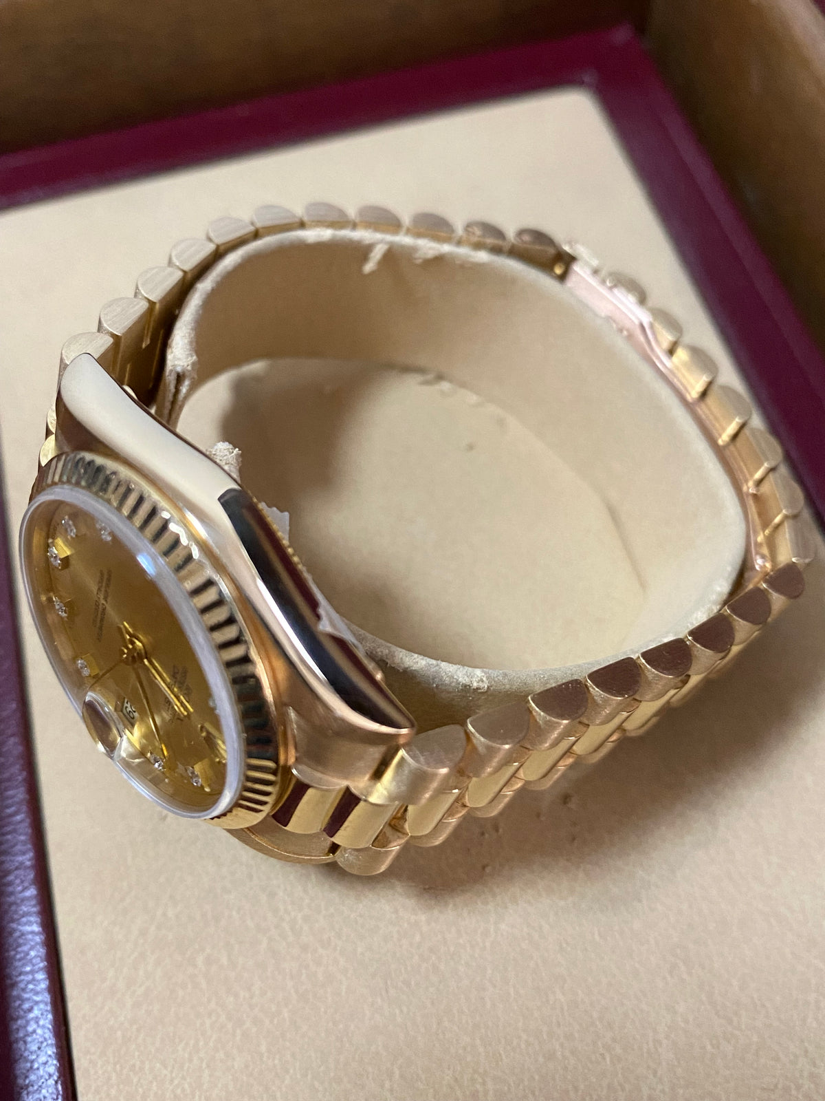 Rolex Yellow Gold Datejust 31 - L Serial - Fluted Bezel - Factory Diamond Dial - President Bracelet - 68278