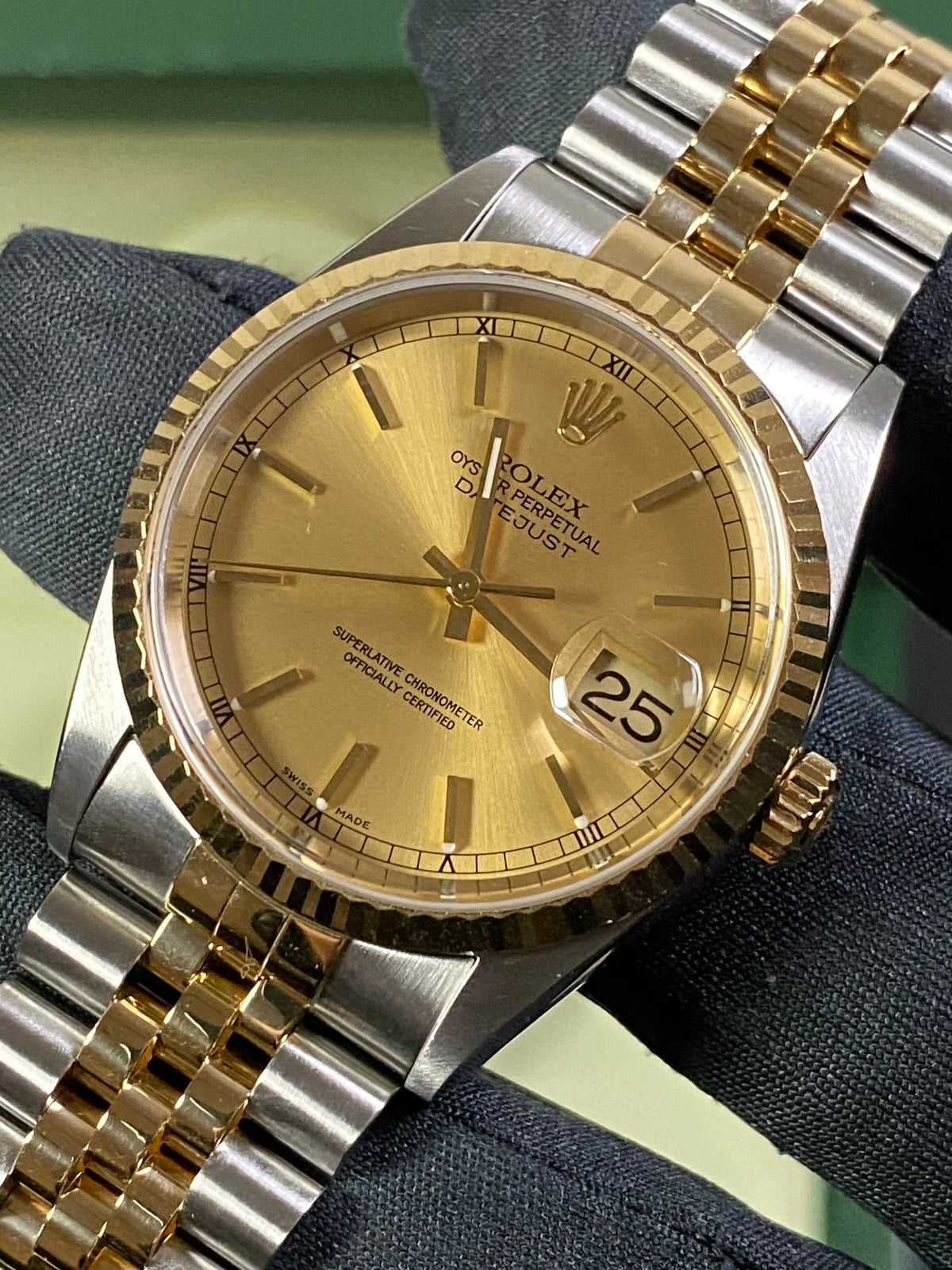 Rolex Steel and Yellow Gold Datejust 36 - P Serial - Fluted Bezel - Champagne Index Dial - Jubilee Bracelet - 16233