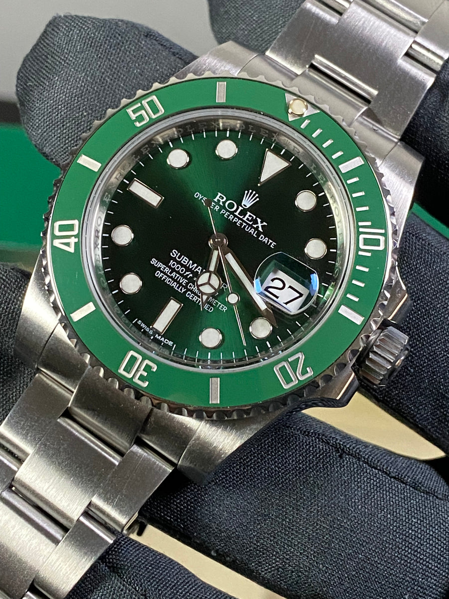 Rolex Steel Submariner Date - 2015 - "HULK" - 116610LV COMPLETE SET