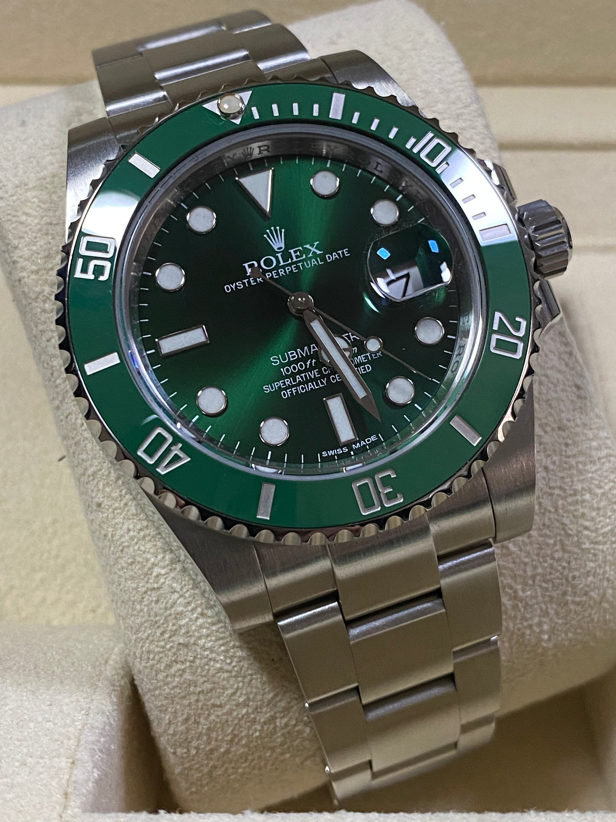 Rolex Steel Submariner Date - 2015 - "HULK" - 116610LV COMPLETE SET