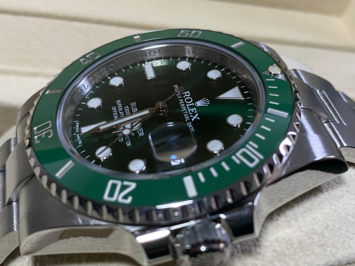 Rolex Steel Submariner Date - 2015 - "HULK" - 116610LV COMPLETE SET