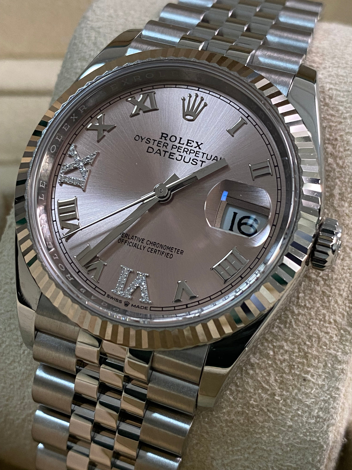 Rolex Steel Datejust 36 - 2023 - Fluted Bezel - Pink Diamond Roman VI and IX Dial - Jubilee Bracelet - 126234 *FULL SET*