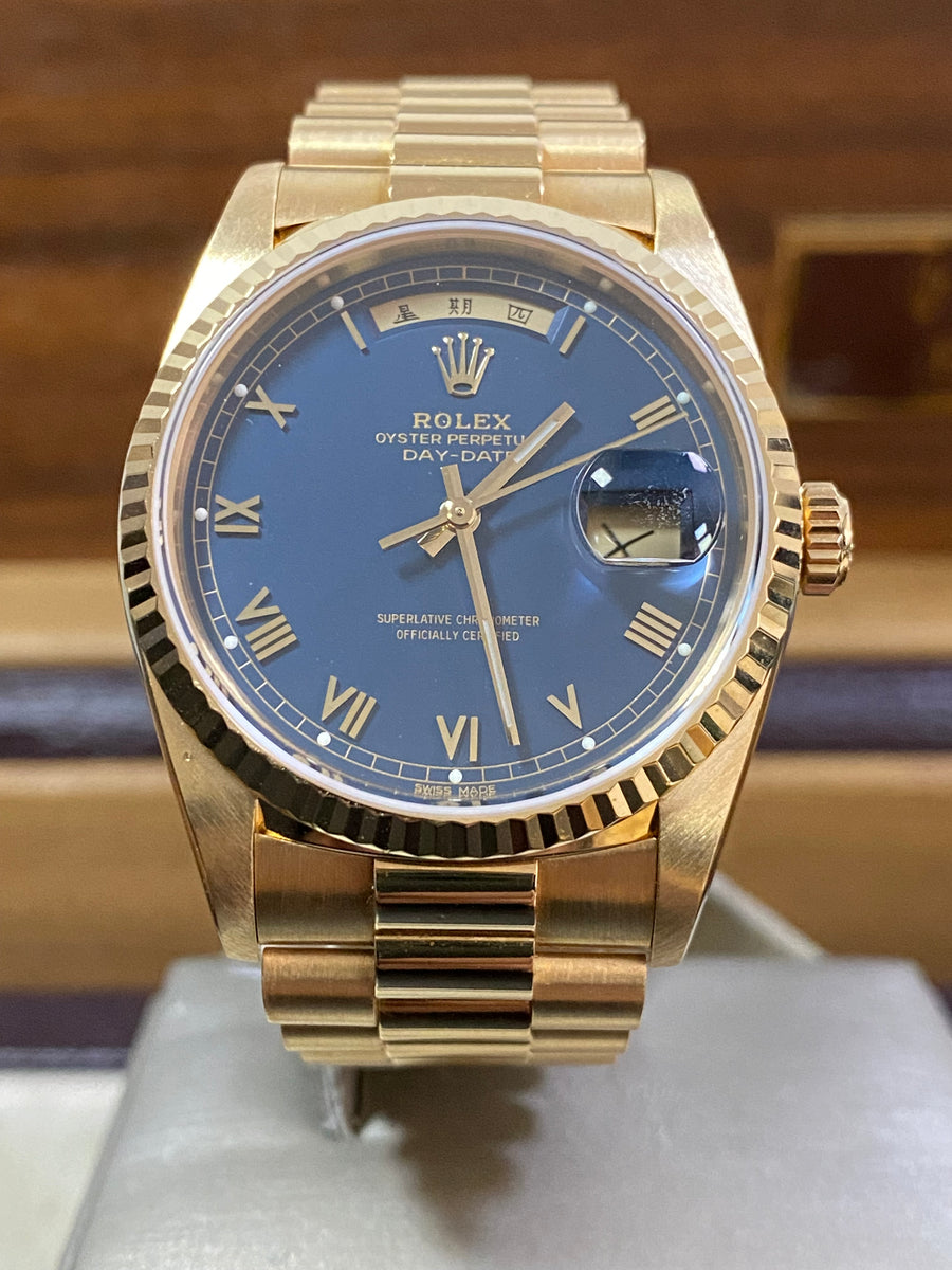 Rolex Yellow Gold Day-Date 36 - 1994 - Fluted Bezel - Blue Roman Dial - Mandarin Day&Date - President Bracelet - 18238