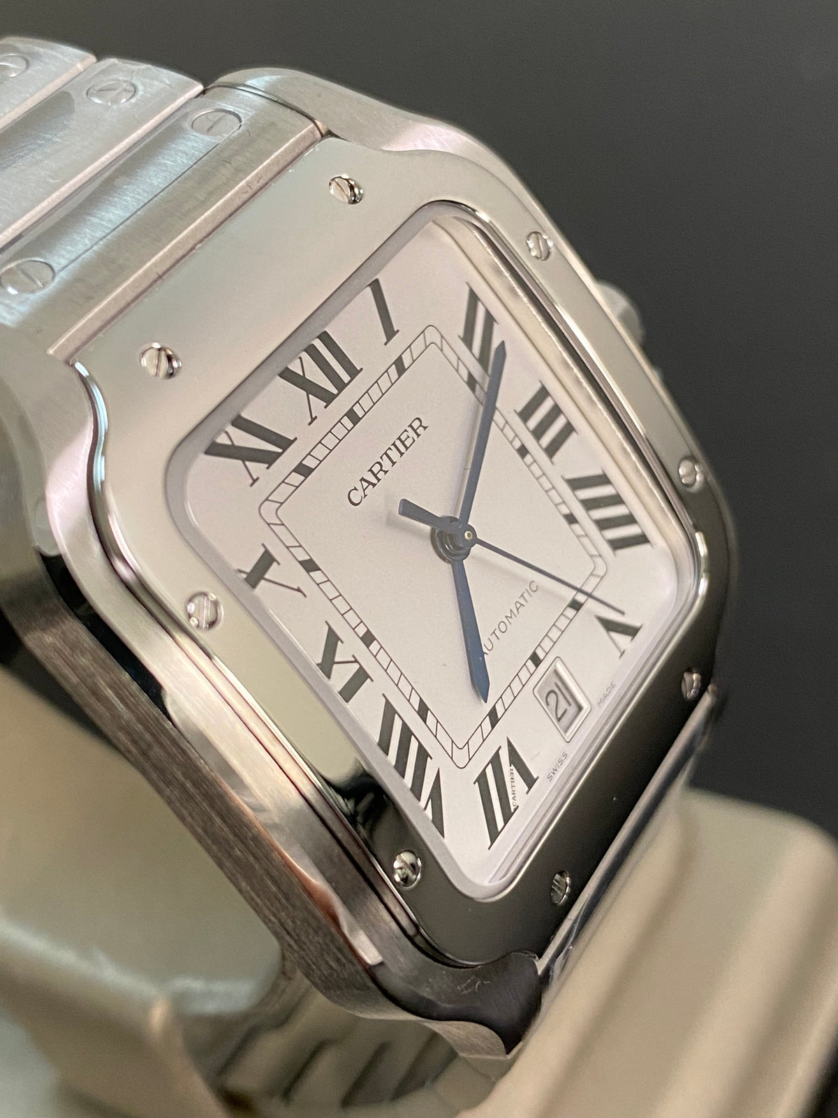 Cartier Santos de Cartier - 2024 - 39.8 mm Steel Case - White Roman Dial - WSSA0018 *FULL SET*