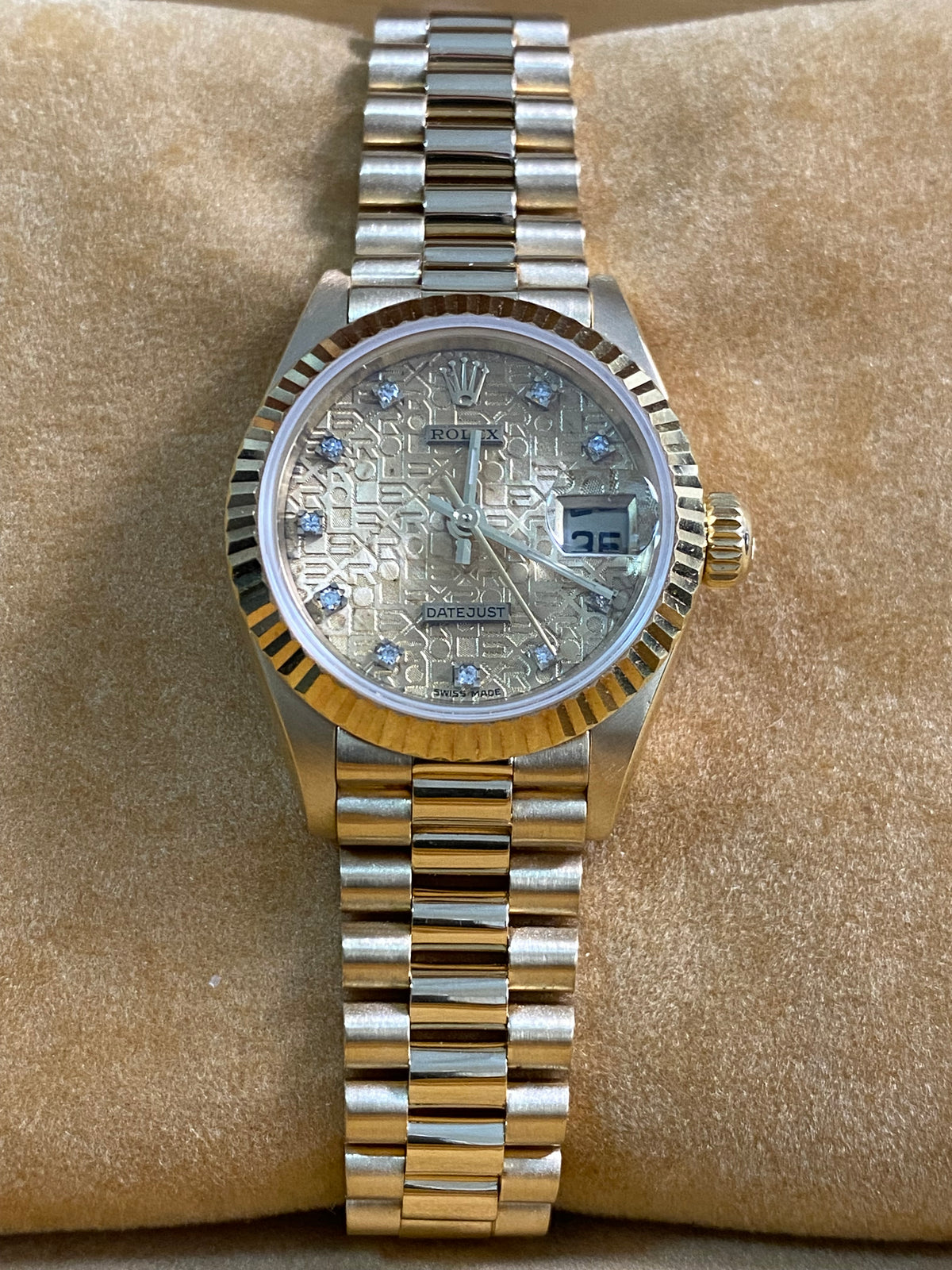 Rolex Yellow Gold Lady-Datejust - W serial - Fluted Bezel - Anniversary Diamond Dial - President Bracelet - 69178 *FULL SET*