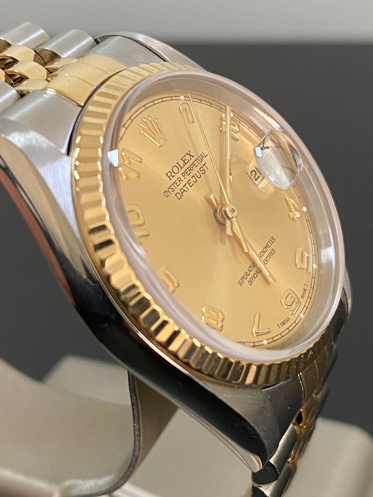 Rolex Steel and Yellow Gold Datejust 36 - S serial - Fluted Bezel - Champagne Arabic Dial - Jubilee Bracelet - 16233