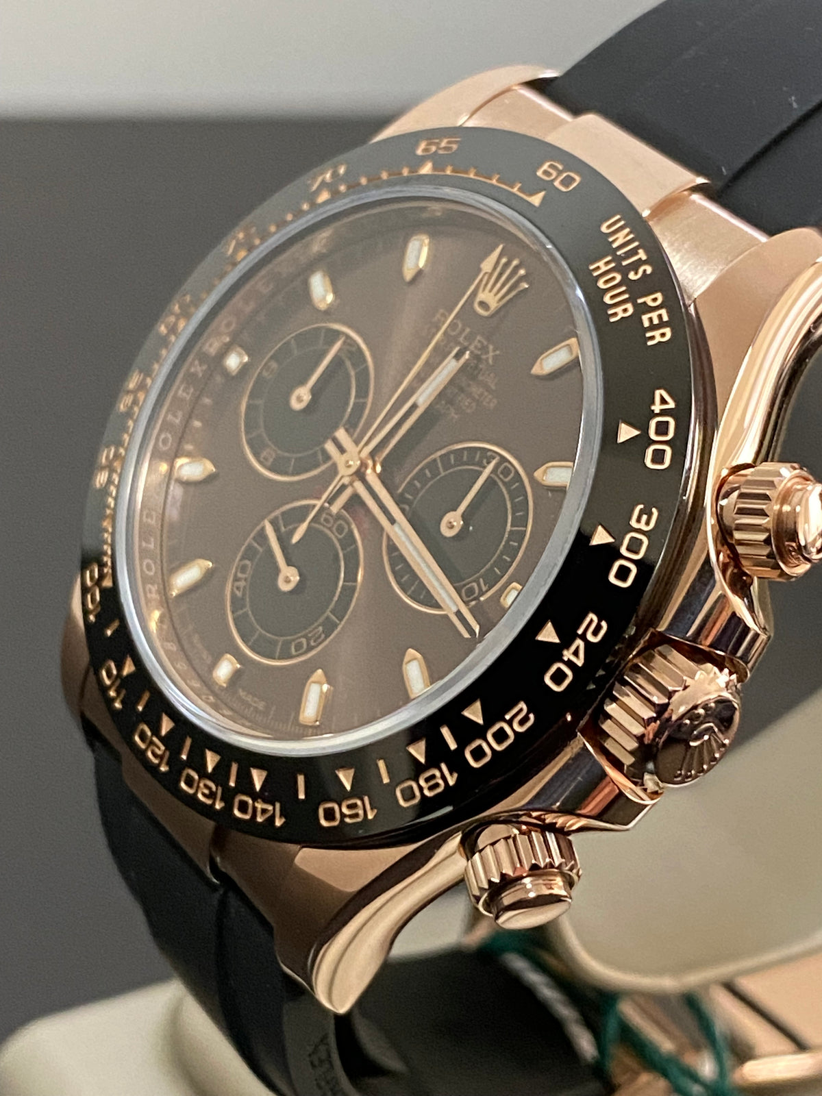 Rolex Everose Gold Cosmograph Daytona - 2019 - Chocolate Index Dial - Black Oysterflex Strap - 116515LN *NOS*