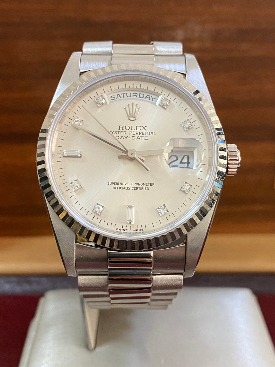 Rolex White Gold Day-Date 36 - W serial - Fluted Bezel - Factory Diamond Dial - President Bracelet - 18239