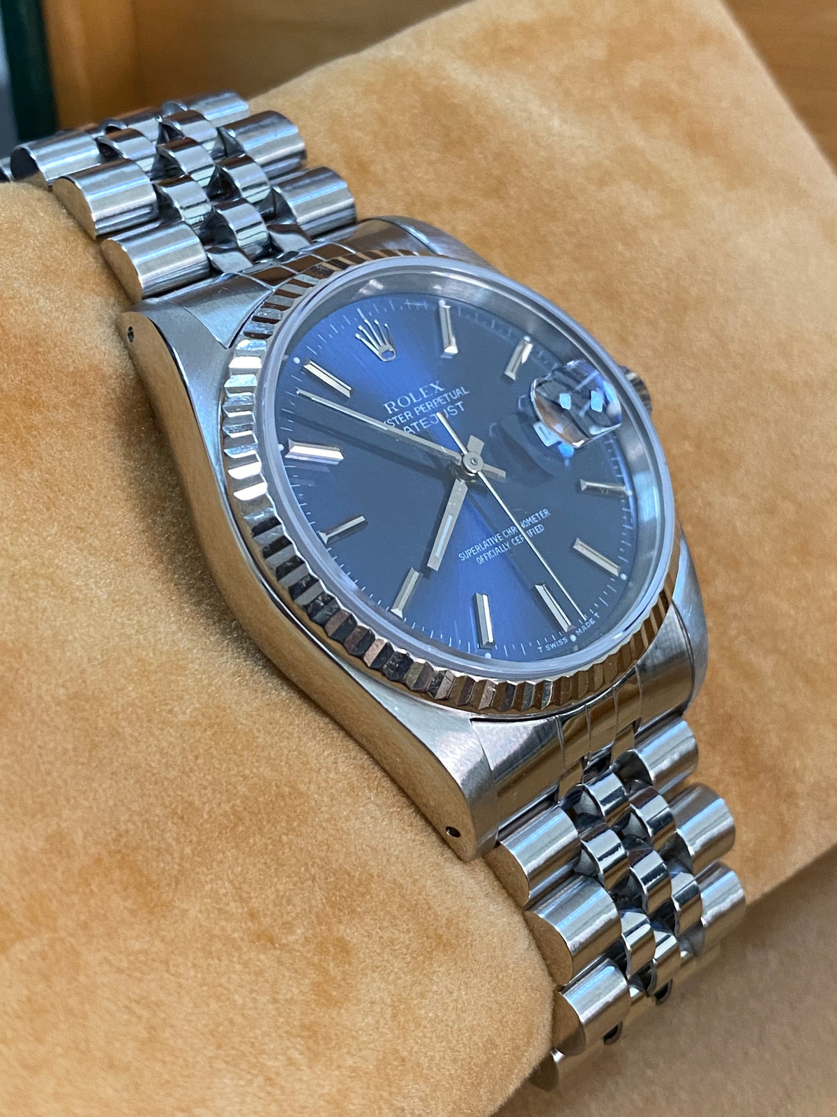 Rolex Steel Datejust 36 - X serial - Fluted Bezel - Blue Index Dial - Jubilee Bracelet - 16234