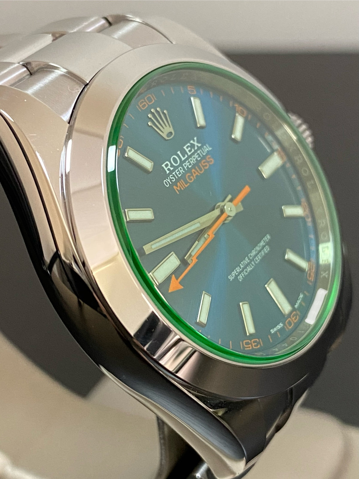 Rolex Milgauss - Blue Dial - Green Crystal - 2019 - 116400GV COMPLETE SET