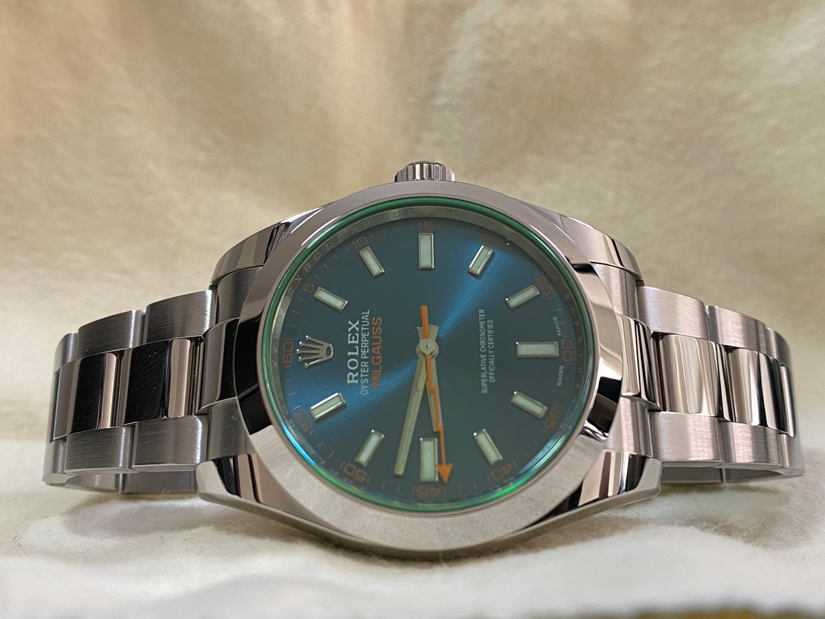 Rolex Milgauss - Blue Dial - Green Crystal - 2019 - 116400GV COMPLETE SET