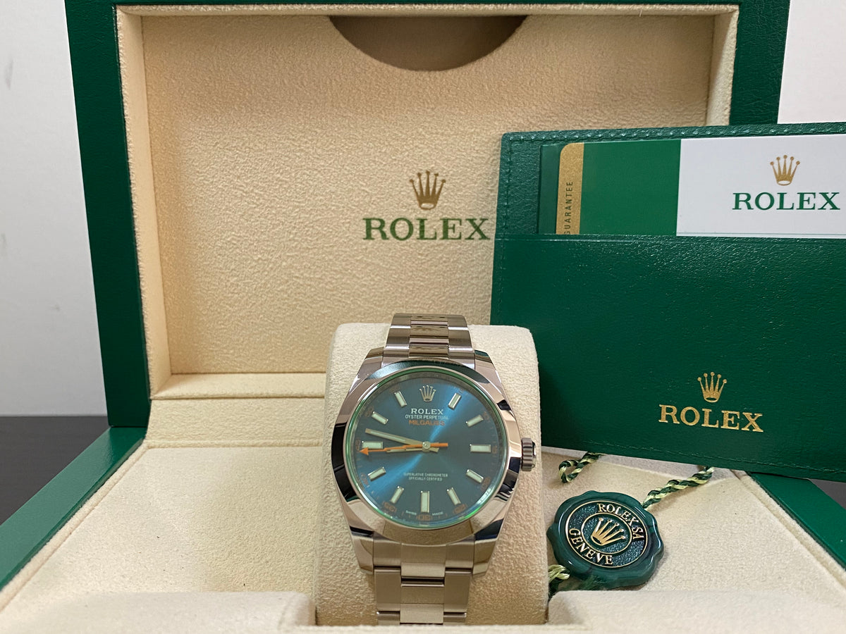 Rolex Milgauss - Blue Dial - Green Crystal - 2019 - 116400GV COMPLETE SET