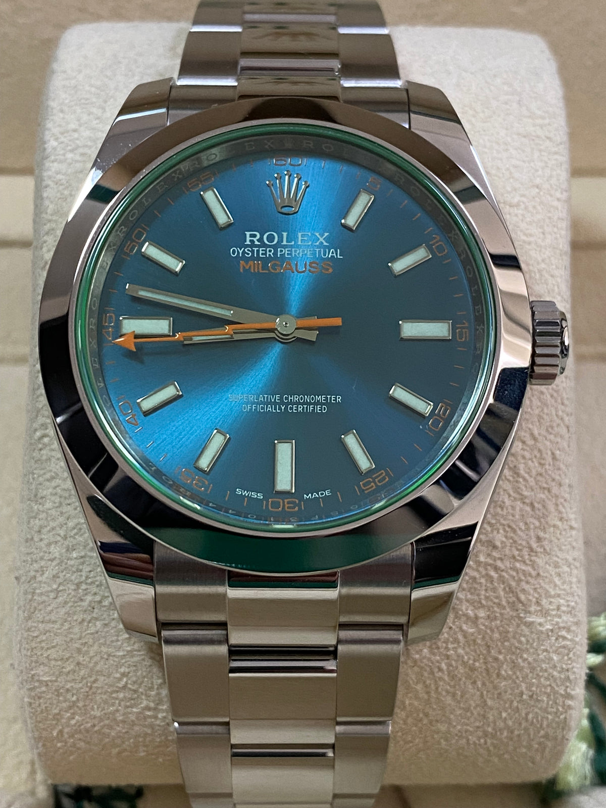 Rolex Milgauss - Blue Dial - Green Crystal - 2019 - 116400GV COMPLETE SET