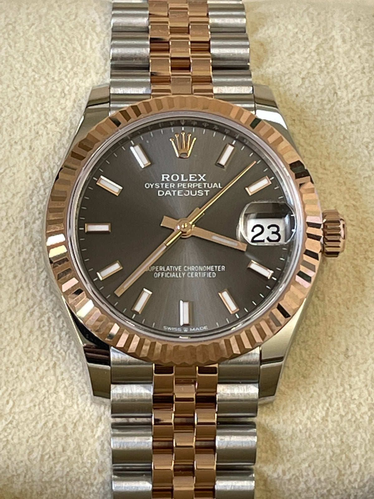 Rolex Steel and Everose Gold Datejust 31 - 2022 - Fluted Bezel - Dark Rhodium Index Dial - Jubilee Bracelet - 278271