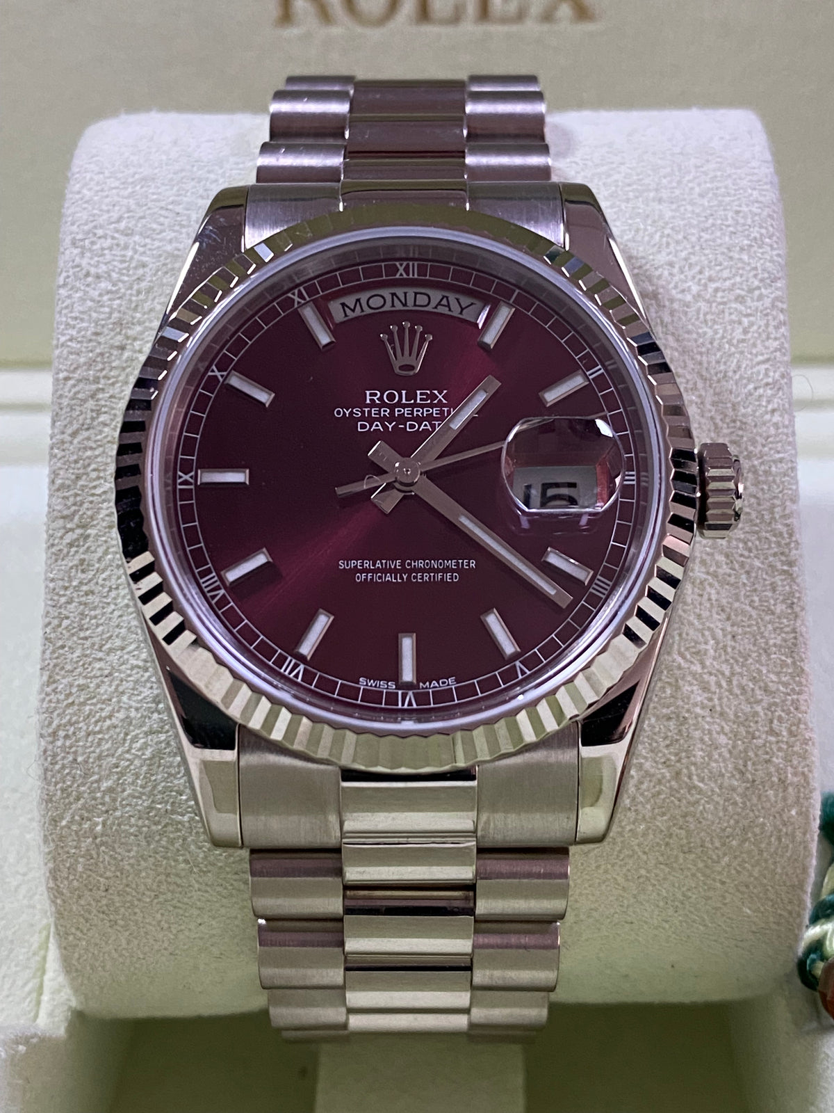 Rolex White Gold Day-Date 36 - D serial - Fluted Bezel - Cherry Dial - President Bracelet - 118239